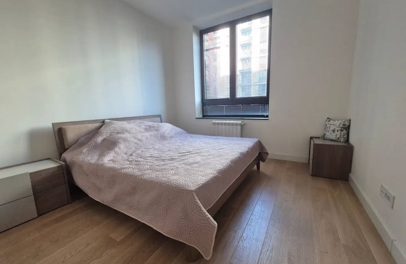 Location d’un appartement meublé et lumineux de 3 pièces, 73 m², Belgrade, Serbie